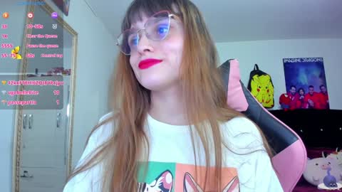 Snapshot of lucy_hess_ chatting on January 11, 2025, 3:02 am Lucy online show from January 11, 2025, 3:02 am