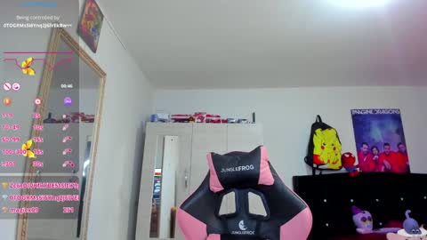 Snapshot of lucy_hess_ chatting on January 14, 2025, 7:00 pm Lucy online show from January 14, 2025, 7:00 pm