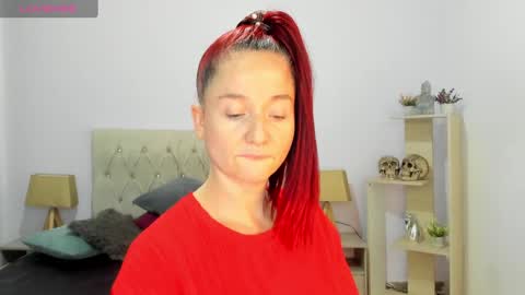 Lucia online show from September 20, 2025, 9:16 pm