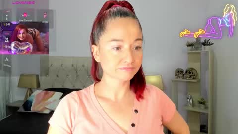 Lucia online show from October 11, 2025, 7:12 pm