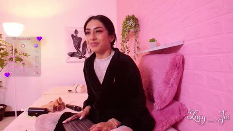 Luciana online show from February 26, 2026, 11:59 pm