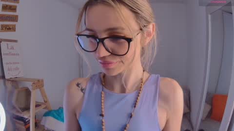 Snapshot of lucy_priincess chatting on January 12, 2025, 2:45 am lucy online show from January 12, 2025, 2:45 am