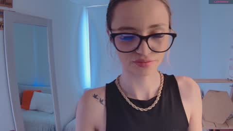 Snapshot of lucy_priincess chatting on January 19, 2025, 8:19 pm lucy online show from January 19, 2025, 8:19 pm