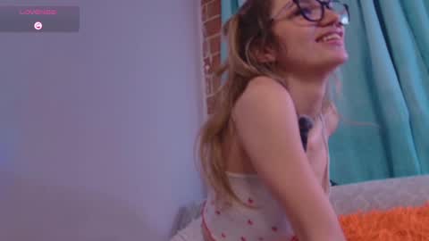 Snapshot of lucy_priincess chatting on February 25, 2025, 7:20 am lucy online show from February 25, 2025, 7:20 am