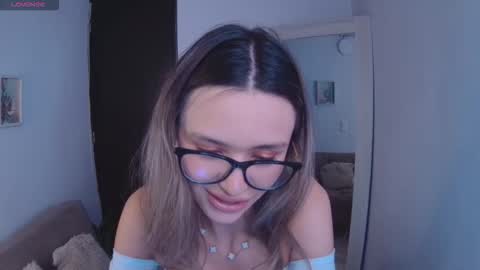 Snapshot of lucy_priincess chatting on September 16, 2025, 3:29 am lucy online show from September 16, 2025, 3:29 am