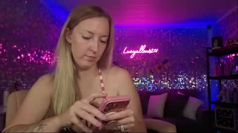 Snapshot of lucyallen4201 chatting on July 3, 2026, 10:21 am lucyallen4201 online show from July 3, 2026, 10:21 am