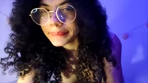 Lucia online show from March 18, 2026, 6:05 am