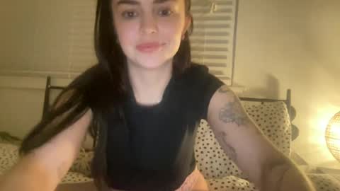 Snapshot of lucyboop chatting on July 14, 2026, 12:44 pm Lucyloo online show from July 14, 2026, 12:44 pm