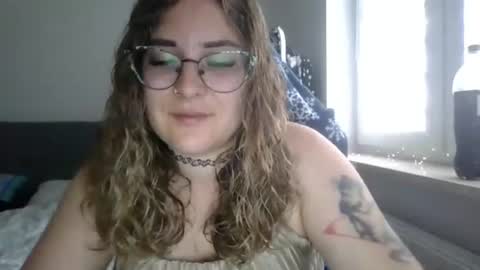 Snapshot of lucyflirt chatting on July 18, 2026, 8:18 am lucyflirt online show from July 18, 2026, 8:18 am