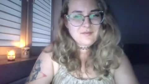 Snapshot of lucyflirt chatting on July 22, 2026, 6:32 pm lucyflirt online show from July 22, 2026, 6:32 pm