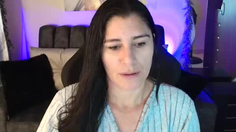 Snapshot of lucyli_ chatting on May 26, 2026, 7:32 pm LUCY online show from May 26, 2026, 7:32 pm