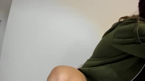 lucyportman online show from April 10, 2026, 2:39 am