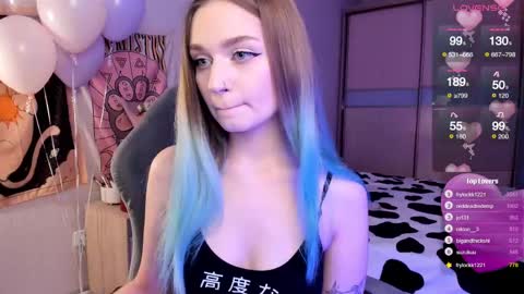 Snapshot of lucysbrain chatting on February 16, 2025, 9:16 pm Lucy online show from February 16, 2025, 9:16 pm