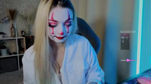 Snapshot of lucysbrain chatting on October 29, 2025, 5:14 pm Lucy online show from October 29, 2025, 5:14 pm