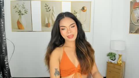 lucyvane online show from July 21, 2026, 4:31 pm