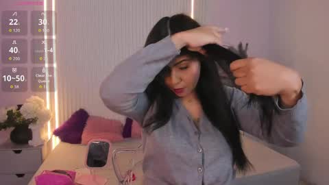 Lucy Wold online show from May 22, 2026, 7:08 pm