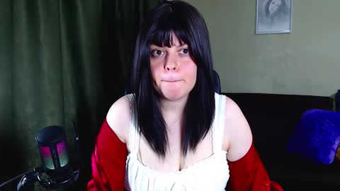 Call me Lucy online show from September 22, 2025, 10:17 am