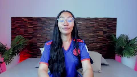 Lucy Liiu online show from June 17, 2026, 8:21 pm