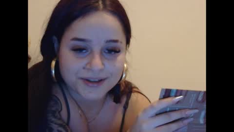 Snapshot of lucyymorningstar chatting on December 2, 2025, 10:05 pm lucy online show from December 2, 2025, 10:05 pm