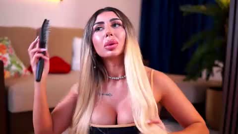 LucyRose online show from July 31, 2026, 8:36 am