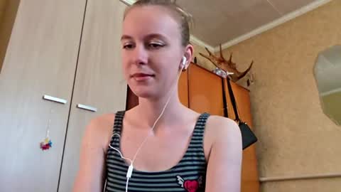 Sofia online show from April 2, 2026, 6:11 am