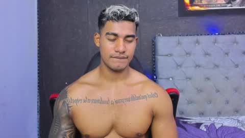 Snapshot of luigi_hot_ chatting on May 19, 2026, 3:40 pm Luigi Independent model online show from May 19, 2026, 3:40 pm