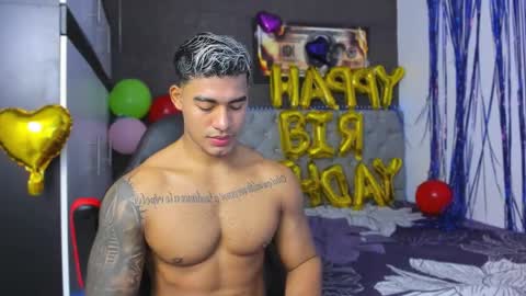 Snapshot of luigi_hot_ chatting on May 25, 2026, 2:01 pm Luigi Independent model online show from May 25, 2026, 2:01 pm