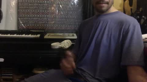 luis603ito online show from September 29, 2025, 2:49 am