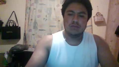 luis_garcia1202 online show from April 8, 2026, 2:44 am