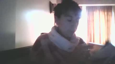 luisa_hollmes online show from October 23, 2025, 3:33 pm