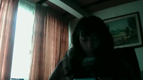 luisa_hollmes online show from November 19, 2025, 8:42 pm