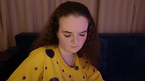 Luisa Rosee online show from February 19, 2025, 1:08 am