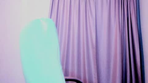 Luisa Diaz online show from April 18, 2026, 5:33 am