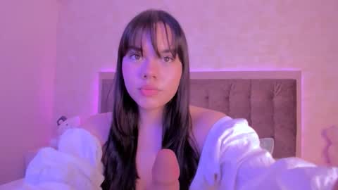 Luisa Giraldo online show from September 17, 2025, 11:01 am