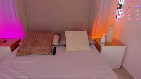 L U I S A online show from February 28, 2026, 8:43 pm