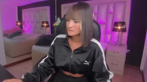 Luisa  online show from February 18, 2026, 3:41 pm