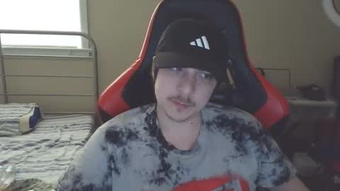 Luisdiaztube online show from May 10, 2026, 9:42 pm