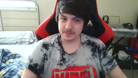 Luisdiaztube online show from May 12, 2026, 7:11 pm