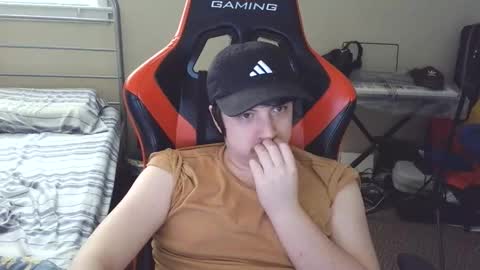 Luisdiaztube online show from May 21, 2026, 3:41 pm