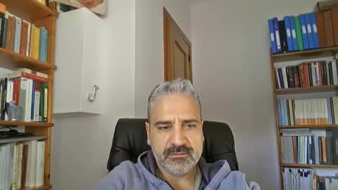 Luis online show from November 19, 2025, 10:04 am