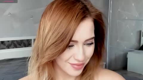 Lizzy online show from October 10, 2025, 11:31 am