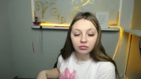 Snapshot of luizaheems_ chatting on January 15, 2025, 11:32 am Luiza online show from January 15, 2025, 11:32 am