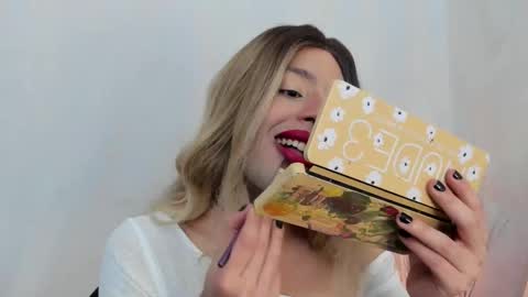 Luka Castillo online show from January 6, 2026, 7:39 pm