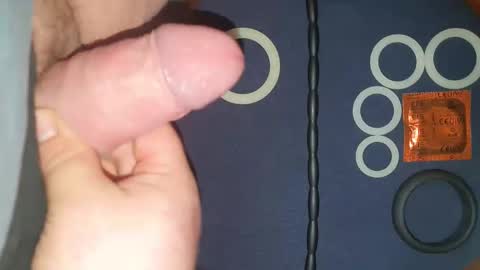 lukasaq online show from September 9, 2025, 8:14 am