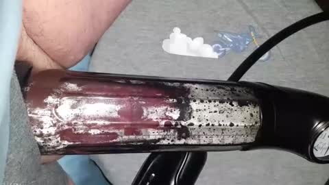 lukasaq online show from December 15, 2025, 12:04 am