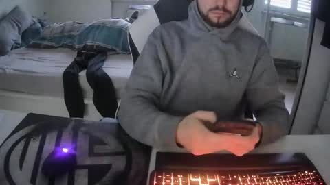 lukasschoetz online show from January 15, 2025, 10:06 am