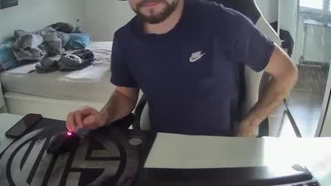 lukasschoetz online show from January 20, 2025, 10:18 am