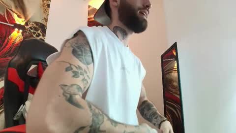 LUKE online show from October 7, 2025, 1:19 pm