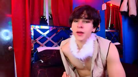 Snapshot of luke_howland chatting on January 7, 2026, 3:09 am Luke online show from January 7, 2026, 3:09 am