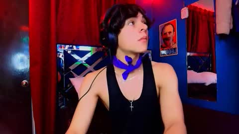 Snapshot of luke_howland chatting on January 15, 2026, 10:02 pm Luke online show from January 15, 2026, 10:02 pm